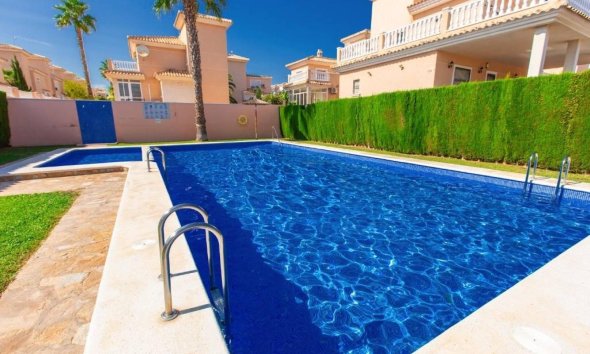 Revente - Town House -
Los Altos - Costa Blanca