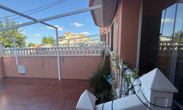 Reventa - Semi Detached -
Torrevieja - El Limonar