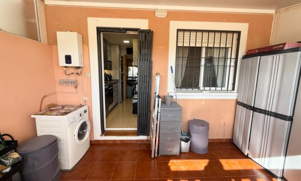 Reventa - Semi Detached -
Torrevieja - El Limonar