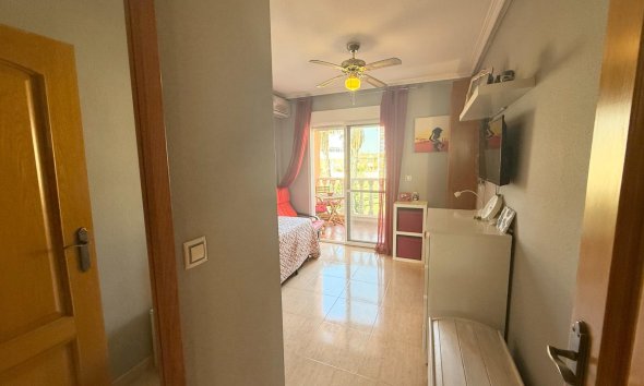 Reventa - Semi Detached -
Torrevieja - El Limonar