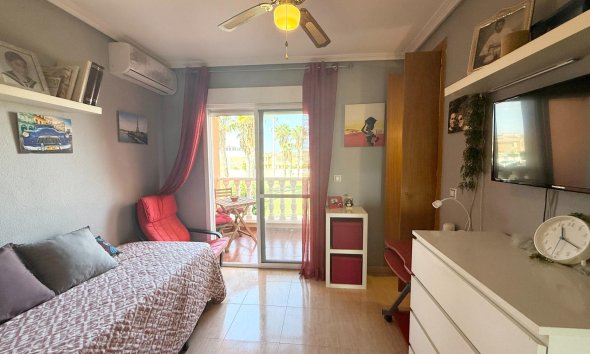 Reventa - Semi Detached -
Torrevieja - El Limonar