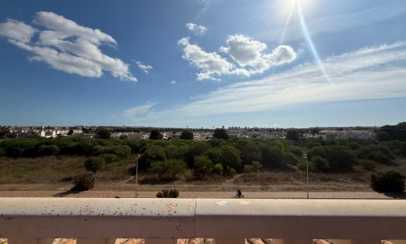 Reventa - Semi Detached -
Torrevieja - El Limonar