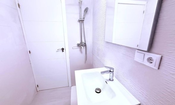 Resale - Town House -
Orihuela Costa - Las Filipinas