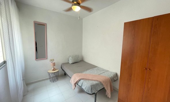 Revente - Attique -
Torrevieja - Centro