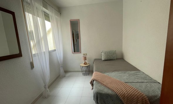 Revente - Attique -
Torrevieja - Centro