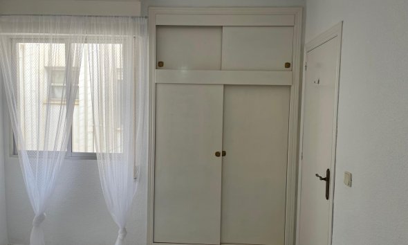 Revente - Attique -
Torrevieja - Centro