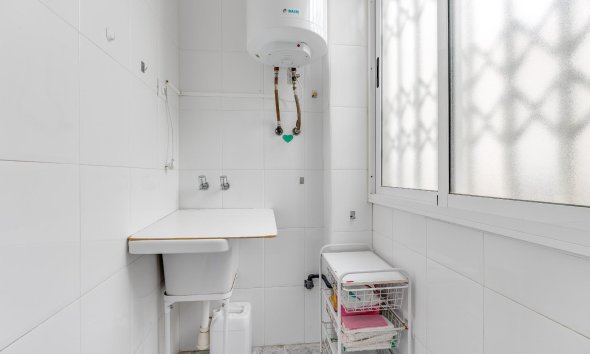 Reventa - Ático -
Torrevieja - Paseo Maritimo